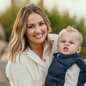 Meet your Posher, Rachel